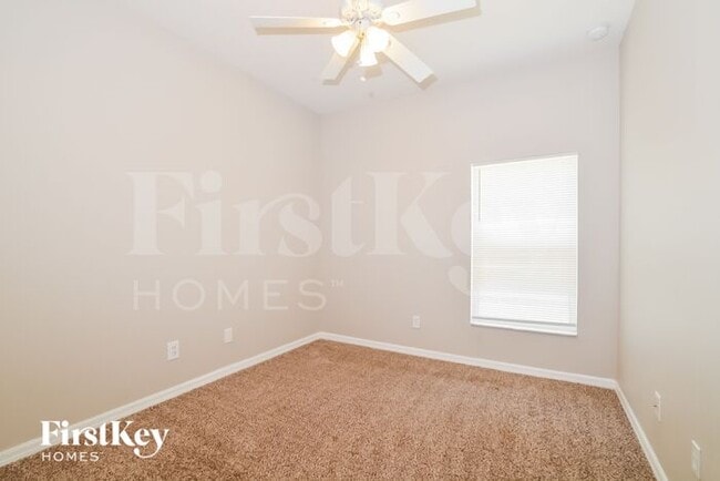 Building Photo - 1242 Longville Cir