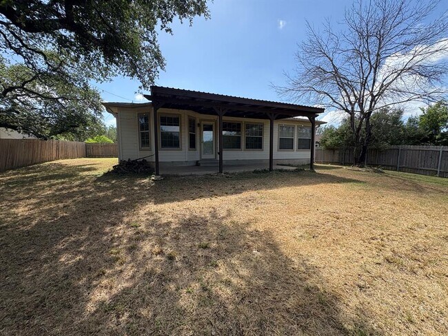 Building Photo - 21622 Boggy Ford Rd