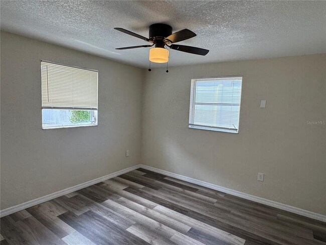 Building Photo - 3708 Winder Dr
