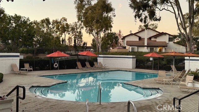 Building Photo - 3 Shadow Hill Ln