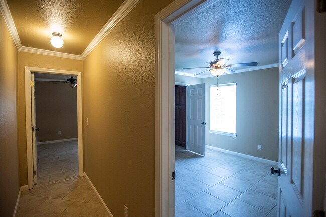 Building Photo - 2451-2451 N Brophy Cir