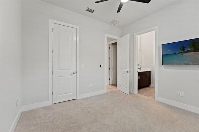 Building Photo - 8541 Ivy Stark Blvd