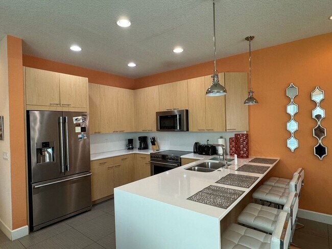 Building Photo - 1641 Retreat Cir