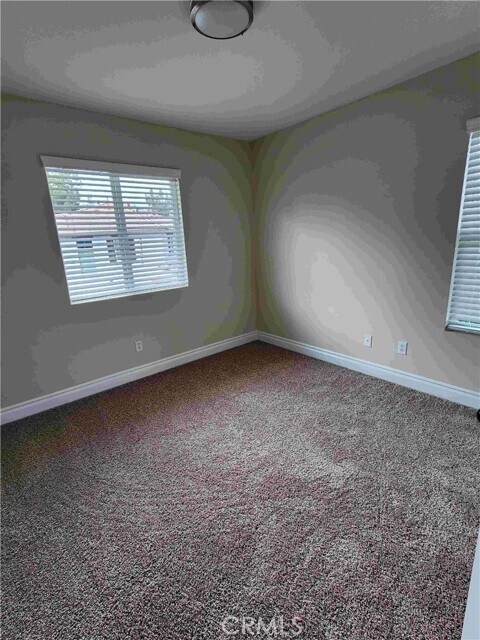 Building Photo - 33760 Willow Haven Ln
