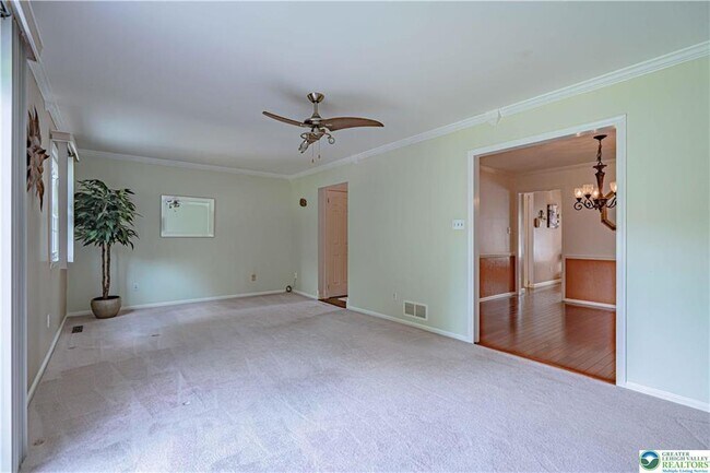 Building Photo - 4531 N Hedgerow Dr