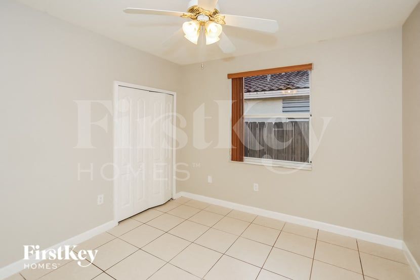 Building Photo - 16436 SW 67th Terrace