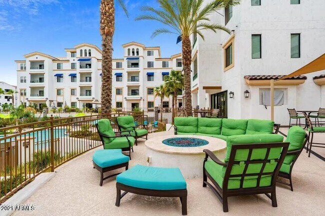 Building Photo - 2511 W Queen Creek Rd