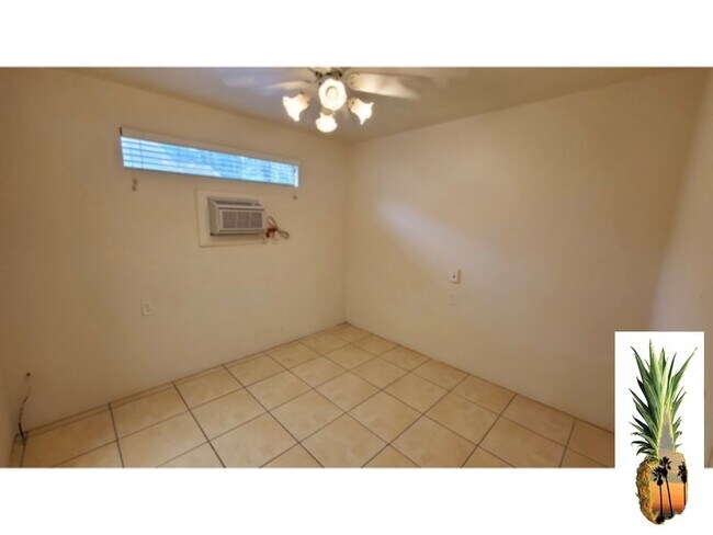 Building Photo - 1 bedroom, 1 bath, apartment, Englewood