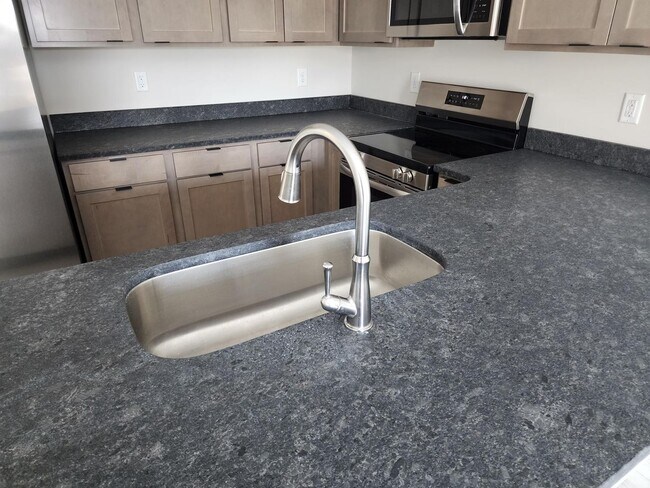 Building Photo - 2104-A  N. Kali Lane