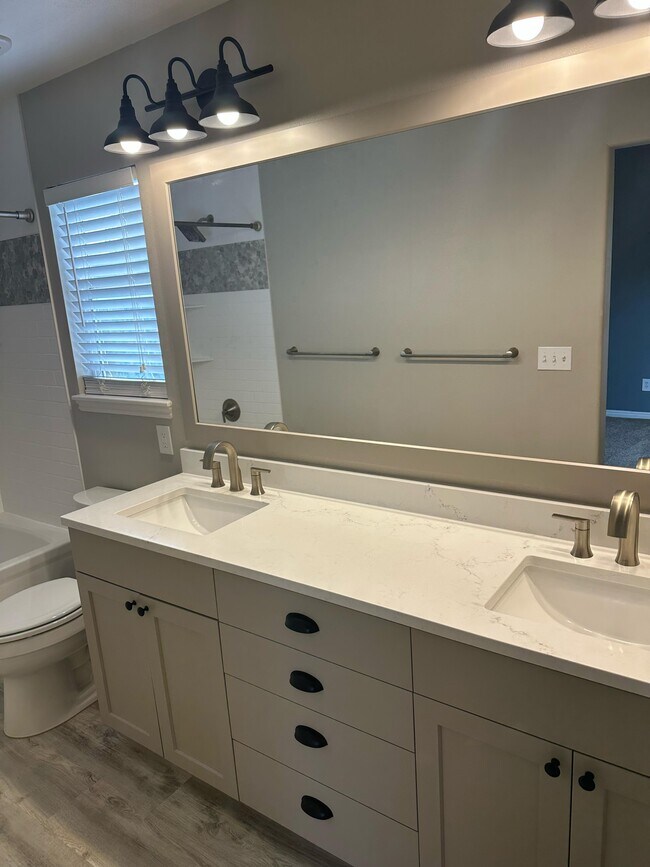 Building Photo - 5778 Ballerina Way