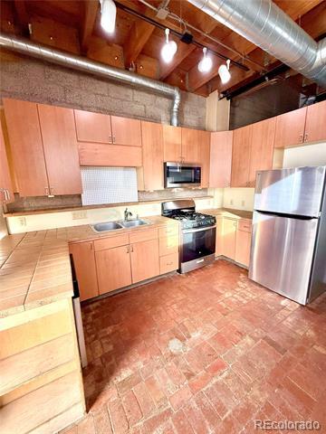 Building Photo - 1123 21st St