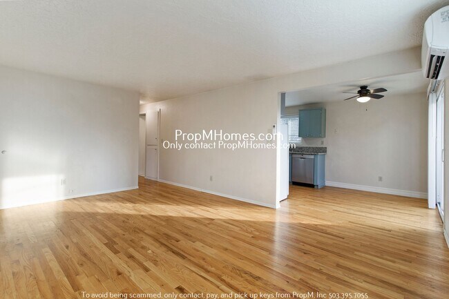 Building Photo - 5855 SW Oleson Rd