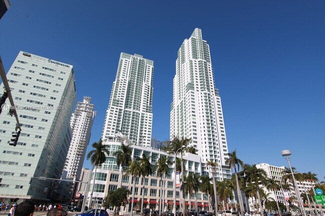 Primary Photo - 244 Biscayne Blvd