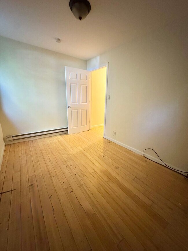 Building Photo - 5019 Walnut St