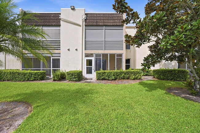 Building Photo - 2805 Casita Way