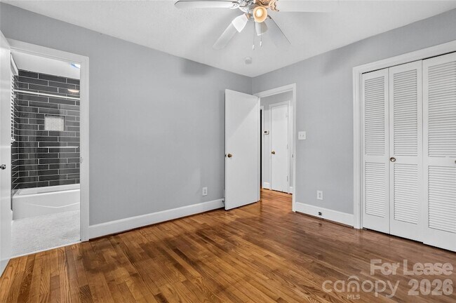 Building Photo - 1634 Van Buren Ave