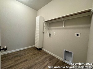 Building Photo - 12067 Pitcher Rd