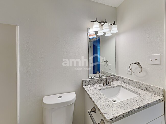 Building Photo - 2130 Summer Breeze Way