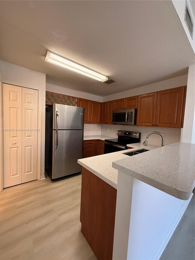 Building Photo - 11539 NW 60th Terrace