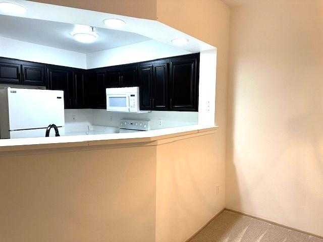 Building Photo - 3 bedroom in Bothell WA 98011