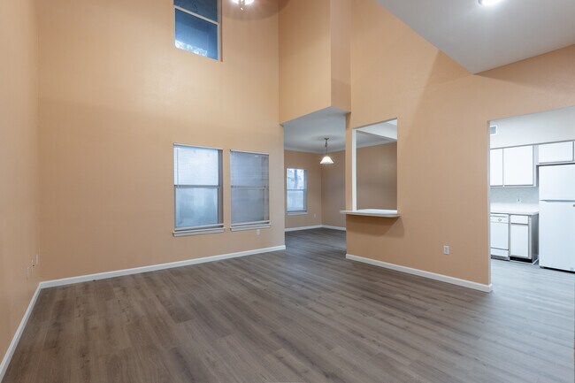 Building Photo - 1236 Canyon Creek Cir