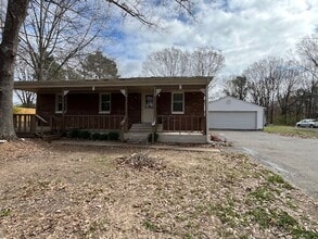 Building Photo - Renovated 3 Bedroom 2 Bath Home for Rent!!