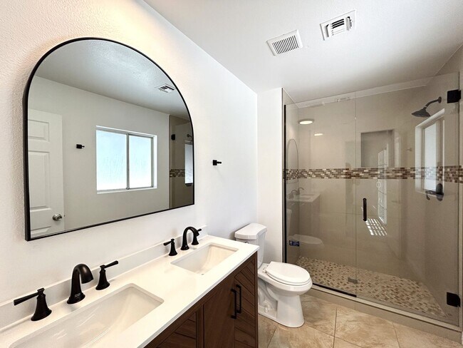 Building Photo - AVAILABLE NOW! GORGEOUS 3 Bedroom 2 Bathroom Cathedral City POOL HOME WITH SOLAR!