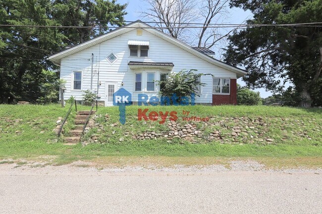 Building Photo - 2600 N Heidelbach Ave