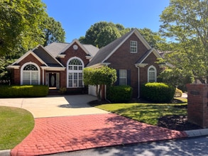 Building Photo - 1 Middlewick Ct