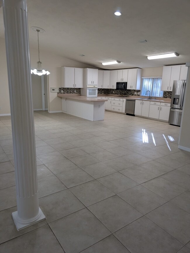 Building Photo - 36 Spring Meadows Dr