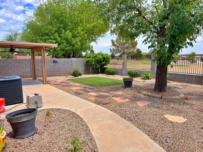 Building Photo - 30479 N Bareback Trail