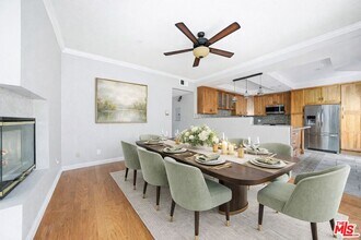 Building Photo - 14937 Dickens St