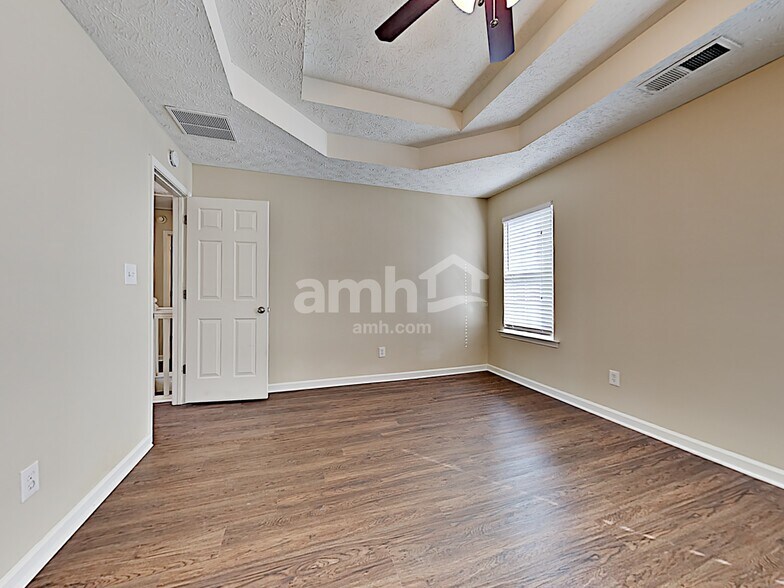 Building Photo - 201 Toulouse St