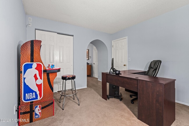 Building Photo - 39 Gimbel Pl