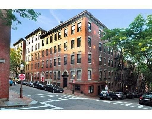 Building Photo - 55A Garden St