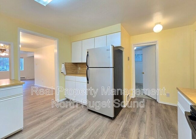 Building Photo - 1626 Rainier Ave