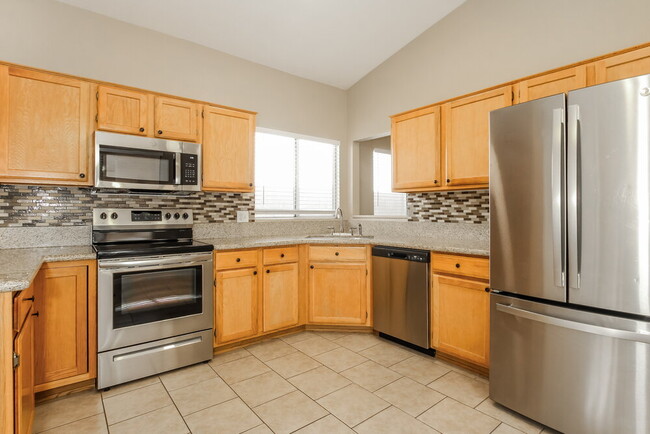 Building Photo - 19415 N 77th Ave