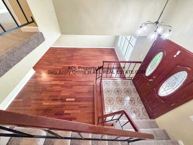 Building Photo - 4 Bedroom Home in Hayward Heights | Hayward Hills | Spacious Layout | Quiet Neighborhood