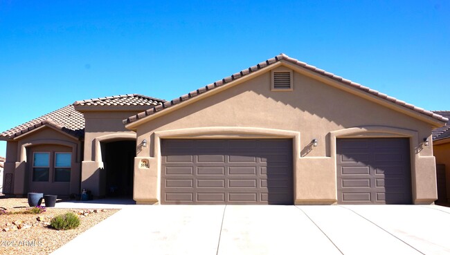 Primary Photo - 5514 Desert Willow Loop