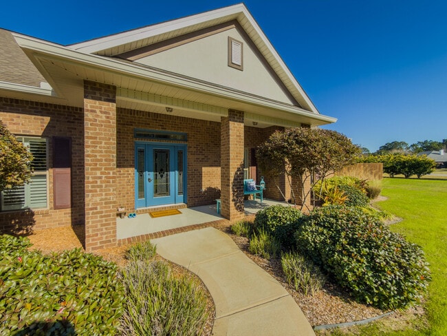 Building Photo - 2512 Cove Rd