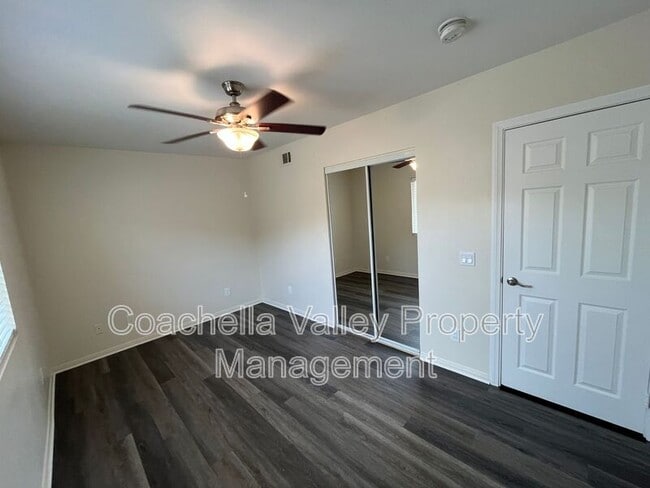 Building Photo - 422 Rosa Parks Rd