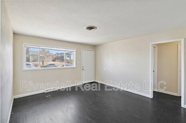 Building Photo - 1127 Xenia St