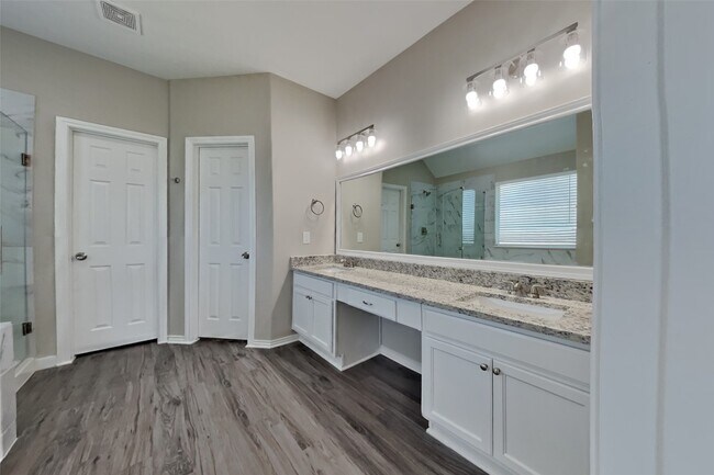 Building Photo - 31607 Cape May Ct