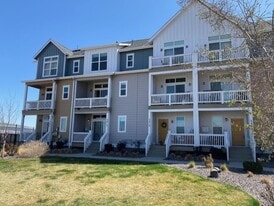Building Photo - 2816 S Fox Ct