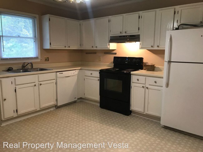 Building Photo - 2 br, 2 bath House - 4465 Azalea Drive