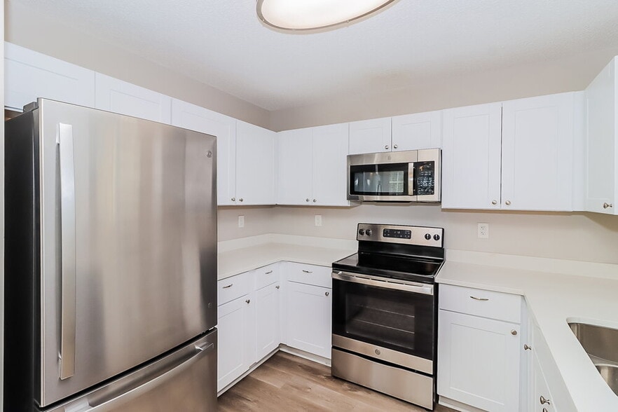 Building Photo - 10404 Milstead Ct