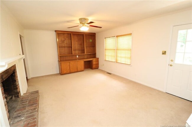 Building Photo - 116 Shirley Dr