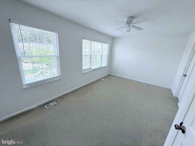 Building Photo - 17968 Milroy Dr