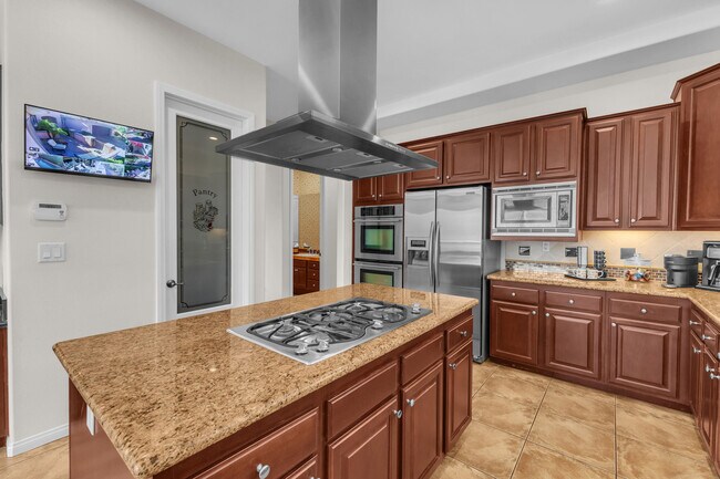 Building Photo - 81715 Charismatic Way