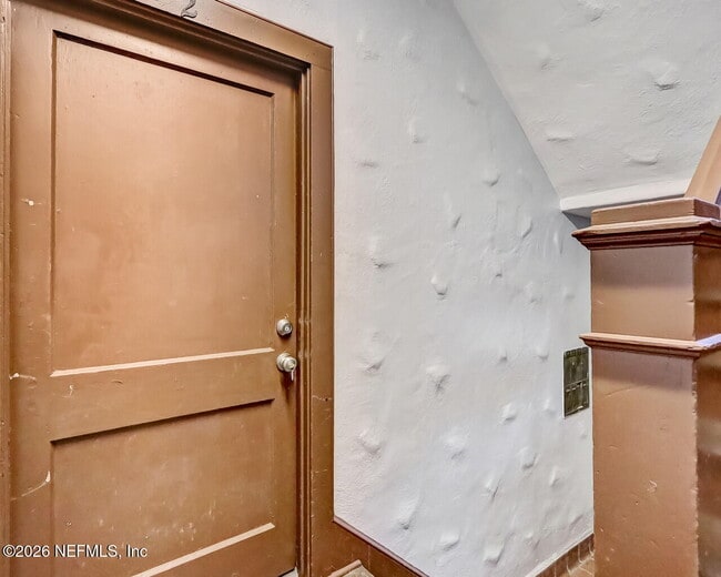 Building Photo - 1020 Stockton St